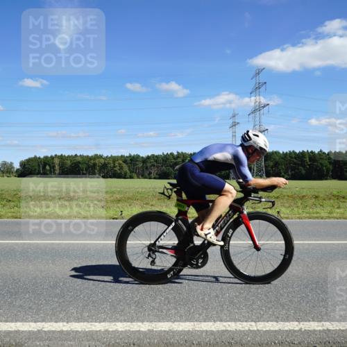 07.09.2025 - 19. Norderstedt Triathlon Michael Burmester http://msf.ph/oto/8839822 07.09.2025 14:24:24 Radfahren 978, 1011 meine-sportfotos.de