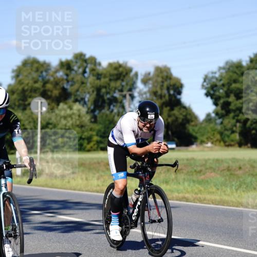 07.09.2025 - 19. Norderstedt Triathlon Michael Burmester http://msf.ph/oto/8839836 07.09.2025 14:48:32 Radfahren 439, 1456, 1485 meine-sportfotos.de