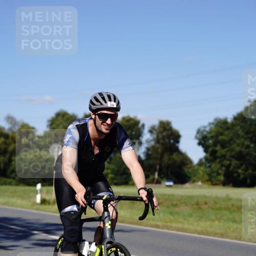 07.09.2025 - 19. Norderstedt Triathlon Michael Burmester http://msf.ph/oto/8839849 07.09.2025 14:48:52 Radfahren 410, 908, 1510 meine-sportfotos.de