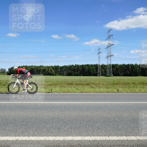 07.09.2025 - 19. Norderstedt Triathlon Michael Burmester http://msf.ph/oto/8839855 07.09.2025 14:24:32 Radfahren 1406 meine-sportfotos.de
