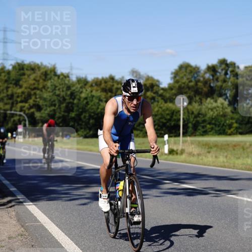 07.09.2025 - 19. Norderstedt Triathlon Michael Burmester http://msf.ph/oto/8839856 07.09.2025 14:48:54 Radfahren 410, 465, 908, 1510 meine-sportfotos.de
