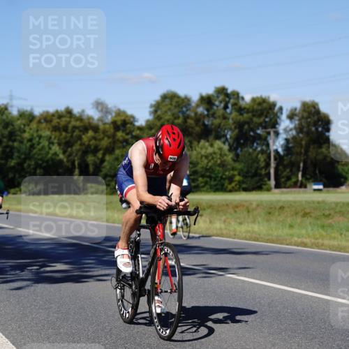 07.09.2025 - 19. Norderstedt Triathlon Michael Burmester http://msf.ph/oto/8839860 07.09.2025 14:48:56 Radfahren 465, 908, 1510 meine-sportfotos.de