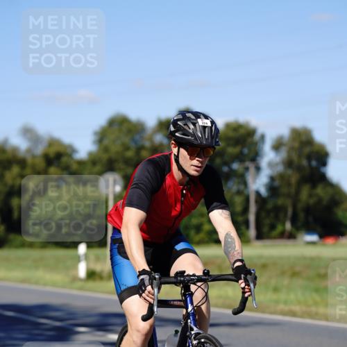 07.09.2025 - 19. Norderstedt Triathlon Michael Burmester http://msf.ph/oto/8839881 07.09.2025 14:49:07 Radfahren 374, 1489 meine-sportfotos.de