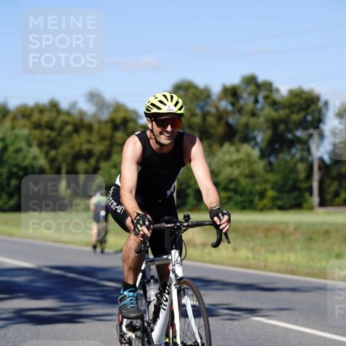 07.09.2025 - 19. Norderstedt Triathlon Michael Burmester http://msf.ph/oto/8839886 07.09.2025 14:49:11 Radfahren 1471 meine-sportfotos.de