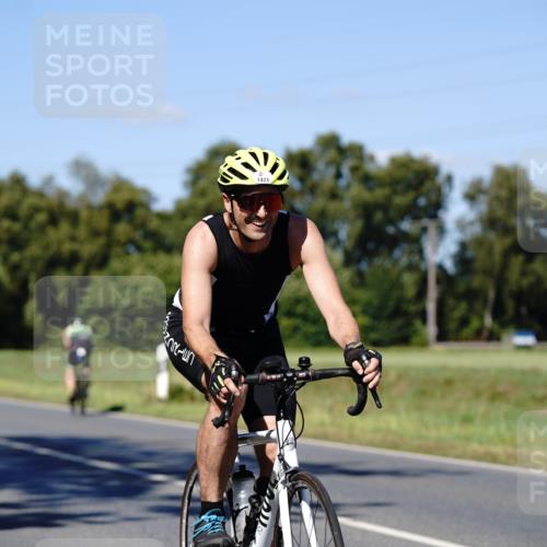 07.09.2025 - 19. Norderstedt Triathlon Michael Burmester http://msf.ph/oto/8839888 07.09.2025 14:49:11 Radfahren 1471 meine-sportfotos.de