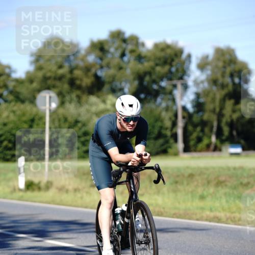 07.09.2025 - 19. Norderstedt Triathlon Michael Burmester http://msf.ph/oto/8839911 07.09.2025 14:49:30 Radfahren 398, 1404, 1430 meine-sportfotos.de