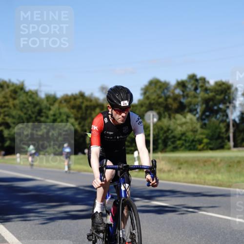 07.09.2025 - 19. Norderstedt Triathlon Michael Burmester http://msf.ph/oto/8839920 07.09.2025 14:49:36 Radfahren 970, 1507 meine-sportfotos.de