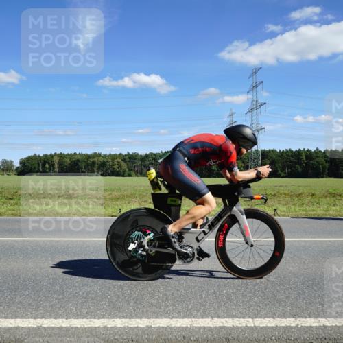 07.09.2025 - 19. Norderstedt Triathlon Michael Burmester http://msf.ph/oto/8840013 07.09.2025 14:25:29 Radfahren 958 meine-sportfotos.de