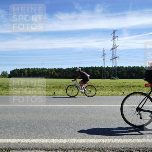 07.09.2025 - 19. Norderstedt Triathlon Michael Burmester http://msf.ph/oto/8840034 07.09.2025 12:17:46 Radfahren 212, 721, 732, 1369 meine-sportfotos.de
