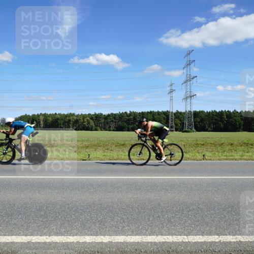 07.09.2025 - 19. Norderstedt Triathlon Michael Burmester http://msf.ph/oto/8840039 07.09.2025 14:25:37 Radfahren 1471 meine-sportfotos.de