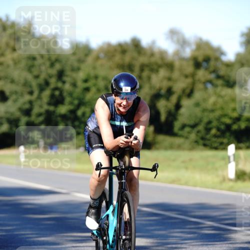 07.09.2025 - 19. Norderstedt Triathlon Michael Burmester http://msf.ph/oto/8840052 07.09.2025 14:51:22 Radfahren 365 meine-sportfotos.de