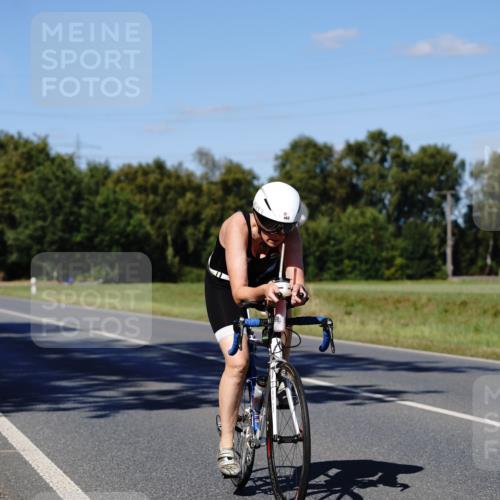 07.09.2025 - 19. Norderstedt Triathlon Michael Burmester http://msf.ph/oto/8840076 07.09.2025 14:51:58 Radfahren 462, 896 meine-sportfotos.de