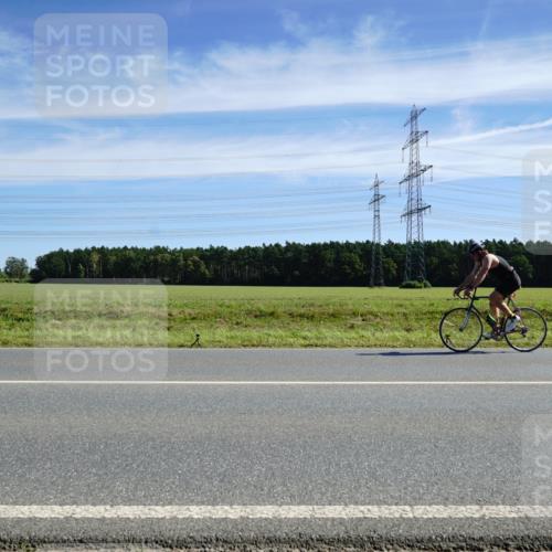 07.09.2025 - 19. Norderstedt Triathlon Michael Burmester http://msf.ph/oto/8840082 07.09.2025 12:18:03 Radfahren  meine-sportfotos.de