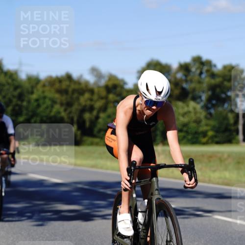 07.09.2025 - 19. Norderstedt Triathlon Michael Burmester http://msf.ph/oto/8840087 07.09.2025 14:52:26 Radfahren 420, 428, 1434, 1486, 1502 meine-sportfotos.de