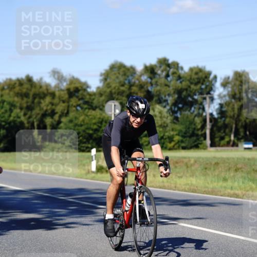 07.09.2025 - 19. Norderstedt Triathlon Michael Burmester http://msf.ph/oto/8840092 07.09.2025 14:52:27 Radfahren 364, 420, 428, 1434, 1486, 1502 meine-sportfotos.de