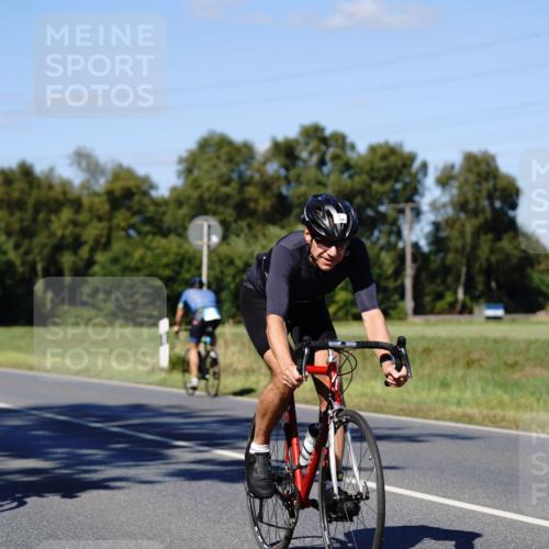 07.09.2025 - 19. Norderstedt Triathlon Michael Burmester http://msf.ph/oto/8840094 07.09.2025 14:52:27 Radfahren 364, 420, 428, 1434, 1486, 1502 meine-sportfotos.de