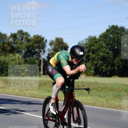 07.09.2025 - 19. Norderstedt Triathlon Michael Burmester http://msf.ph/oto/8840103 07.09.2025 14:52:29 Radfahren 364, 420, 428, 1486, 1502 meine-sportfotos.de