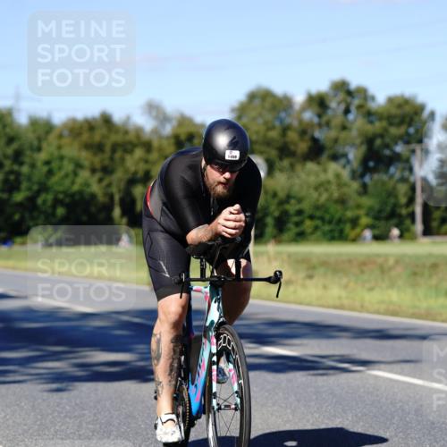 07.09.2025 - 19. Norderstedt Triathlon Michael Burmester http://msf.ph/oto/8840111 07.09.2025 14:52:38 Radfahren 1459 meine-sportfotos.de