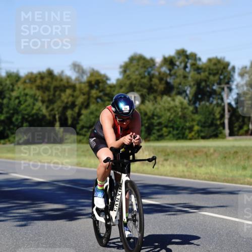 07.09.2025 - 19. Norderstedt Triathlon Michael Burmester http://msf.ph/oto/8840113 07.09.2025 14:52:44 Radfahren 453, 884 meine-sportfotos.de