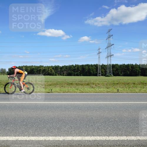 07.09.2025 - 19. Norderstedt Triathlon Michael Burmester http://msf.ph/oto/8840117 07.09.2025 14:26:22 Radfahren 877 meine-sportfotos.de