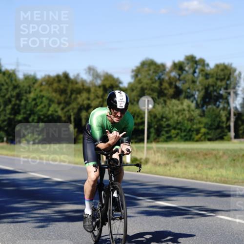 07.09.2025 - 19. Norderstedt Triathlon Michael Burmester http://msf.ph/oto/8840123 07.09.2025 14:52:58 Radfahren 444, 1466, 1488 meine-sportfotos.de