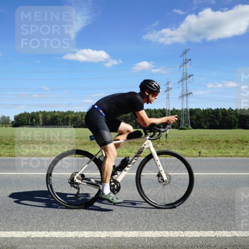 07.09.2025 - 19. Norderstedt Triathlon Michael Burmester http://msf.ph/oto/8840124 07.09.2025 14:26:23 Radfahren 469, 877 meine-sportfotos.de