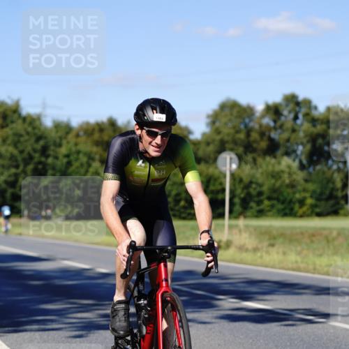 07.09.2025 - 19. Norderstedt Triathlon Michael Burmester http://msf.ph/oto/8840147 07.09.2025 14:53:21 Radfahren 1483 meine-sportfotos.de