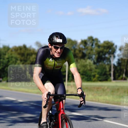 07.09.2025 - 19. Norderstedt Triathlon Michael Burmester http://msf.ph/oto/8840149 07.09.2025 14:53:21 Radfahren 1483 meine-sportfotos.de
