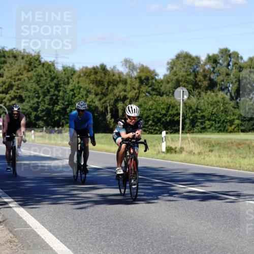 07.09.2025 - 19. Norderstedt Triathlon Michael Burmester http://msf.ph/oto/8840159 07.09.2025 14:53:45 Radfahren 373, 917, 1416, 1462 meine-sportfotos.de