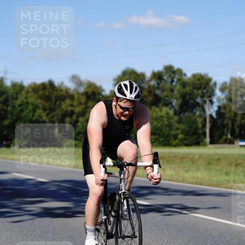 07.09.2025 - 19. Norderstedt Triathlon Michael Burmester http://msf.ph/oto/8840169 07.09.2025 14:53:47 Radfahren 373, 917, 1416, 1462, 1505 meine-sportfotos.de