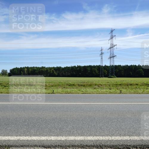07.09.2025 - 19. Norderstedt Triathlon Michael Burmester http://msf.ph/oto/8840179 07.09.2025 12:18:39 Radfahren 260, 1234 meine-sportfotos.de