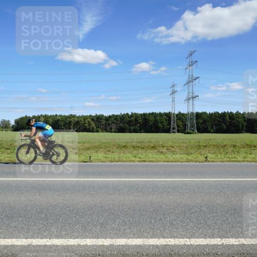 07.09.2025 - 19. Norderstedt Triathlon Michael Burmester http://msf.ph/oto/8840188 07.09.2025 14:26:49 Radfahren 476, 900, 1042 meine-sportfotos.de