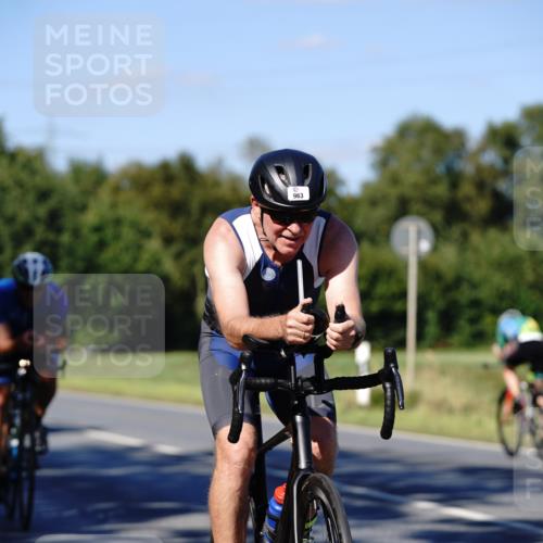 07.09.2025 - 19. Norderstedt Triathlon Michael Burmester http://msf.ph/oto/8840199 07.09.2025 14:54:23 Radfahren 963, 1012 meine-sportfotos.de