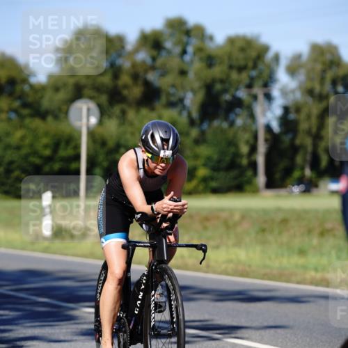 07.09.2025 - 19. Norderstedt Triathlon Michael Burmester http://msf.ph/oto/8840210 07.09.2025 14:54:28 Radfahren 411, 452 meine-sportfotos.de