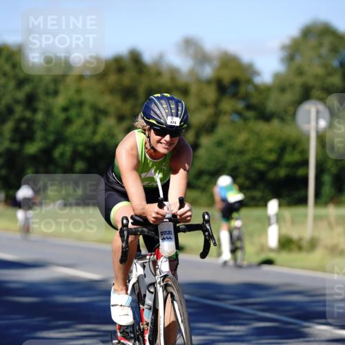 07.09.2025 - 19. Norderstedt Triathlon Michael Burmester http://msf.ph/oto/8840215 07.09.2025 14:54:35 Radfahren 437, 474, 1503 meine-sportfotos.de