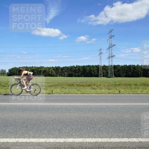 07.09.2025 - 19. Norderstedt Triathlon Michael Burmester http://msf.ph/oto/8840222 07.09.2025 14:26:56 Radfahren 450, 972 meine-sportfotos.de