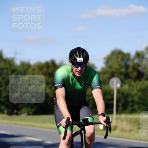 07.09.2025 - 19. Norderstedt Triathlon Michael Burmester http://msf.ph/oto/8840232 07.09.2025 14:54:47 Radfahren 1492 meine-sportfotos.de