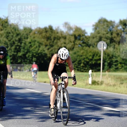 07.09.2025 - 19. Norderstedt Triathlon Michael Burmester http://msf.ph/oto/8840235 07.09.2025 14:54:58 Radfahren 454, 463, 464 meine-sportfotos.de