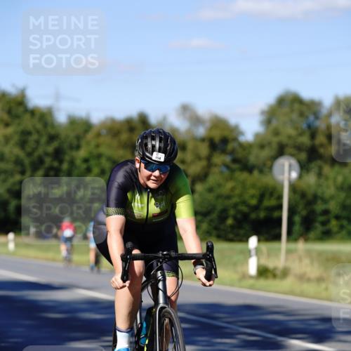 07.09.2025 - 19. Norderstedt Triathlon Michael Burmester http://msf.ph/oto/8840239 07.09.2025 14:54:58 Radfahren 454, 463, 464 meine-sportfotos.de