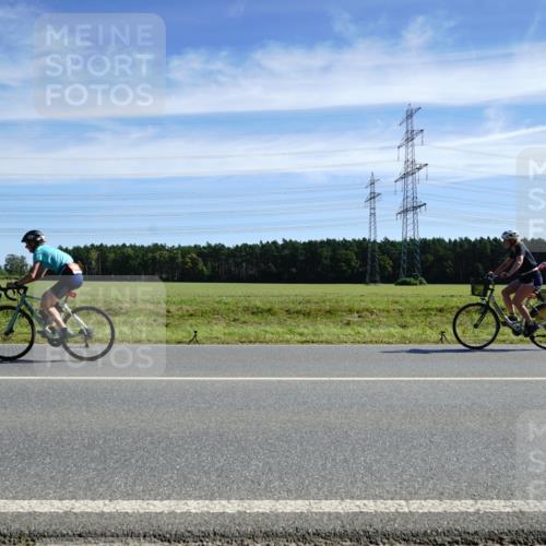 07.09.2025 - 19. Norderstedt Triathlon Michael Burmester http://msf.ph/oto/8840247 07.09.2025 12:19:24 Radfahren 151, 182 meine-sportfotos.de
