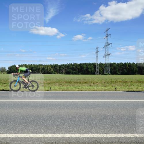 07.09.2025 - 19. Norderstedt Triathlon Michael Burmester http://msf.ph/oto/8840252 07.09.2025 14:27:02 Radfahren 969 meine-sportfotos.de
