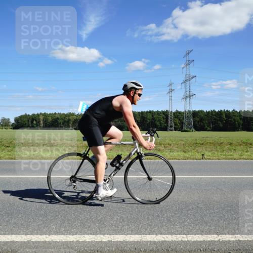 07.09.2025 - 19. Norderstedt Triathlon Michael Burmester http://msf.ph/oto/8840270 07.09.2025 14:27:09 Radfahren 1416 meine-sportfotos.de