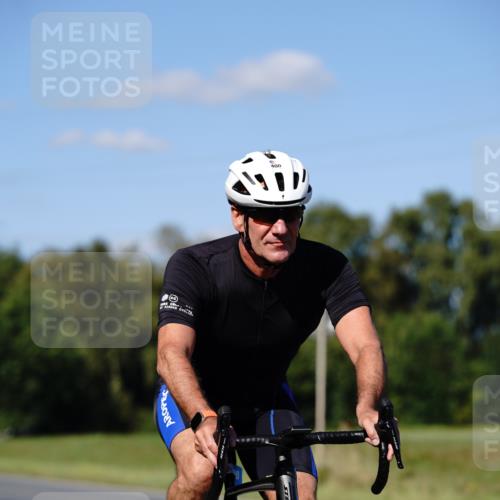 07.09.2025 - 19. Norderstedt Triathlon Michael Burmester http://msf.ph/oto/8840271 07.09.2025 14:56:09 Radfahren 400 meine-sportfotos.de