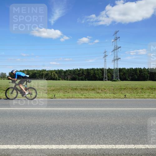 07.09.2025 - 19. Norderstedt Triathlon Michael Burmester http://msf.ph/oto/8840280 07.09.2025 14:27:11 Radfahren 1416 meine-sportfotos.de