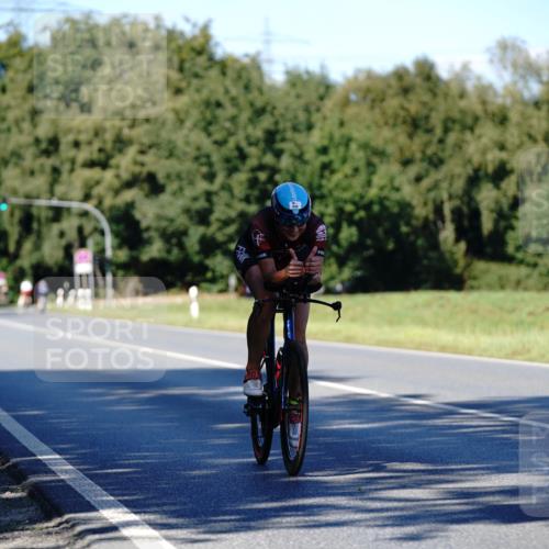 07.09.2025 - 19. Norderstedt Triathlon Michael Burmester http://msf.ph/oto/8840281 07.09.2025 14:56:32 Radfahren 438 meine-sportfotos.de