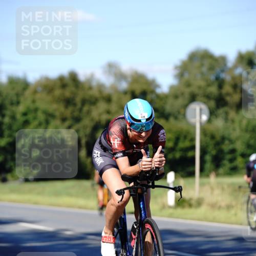 07.09.2025 - 19. Norderstedt Triathlon Michael Burmester http://msf.ph/oto/8840283 07.09.2025 14:56:32 Radfahren 438 meine-sportfotos.de