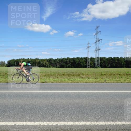 07.09.2025 - 19. Norderstedt Triathlon Michael Burmester http://msf.ph/oto/8840291 07.09.2025 14:27:17 Radfahren 1401 meine-sportfotos.de
