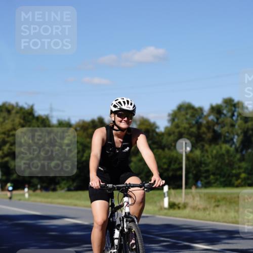 07.09.2025 - 19. Norderstedt Triathlon Michael Burmester http://msf.ph/oto/8840292 07.09.2025 14:56:50 Radfahren 1447, 1474 meine-sportfotos.de