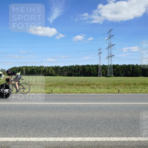 07.09.2025 - 19. Norderstedt Triathlon Michael Burmester http://msf.ph/oto/8840304 07.09.2025 14:27:22 Radfahren 993, 1026, 1469 meine-sportfotos.de