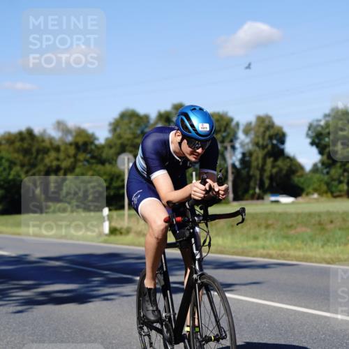 07.09.2025 - 19. Norderstedt Triathlon Michael Burmester http://msf.ph/oto/8840309 07.09.2025 14:57:01 Radfahren 1408, 1511 meine-sportfotos.de